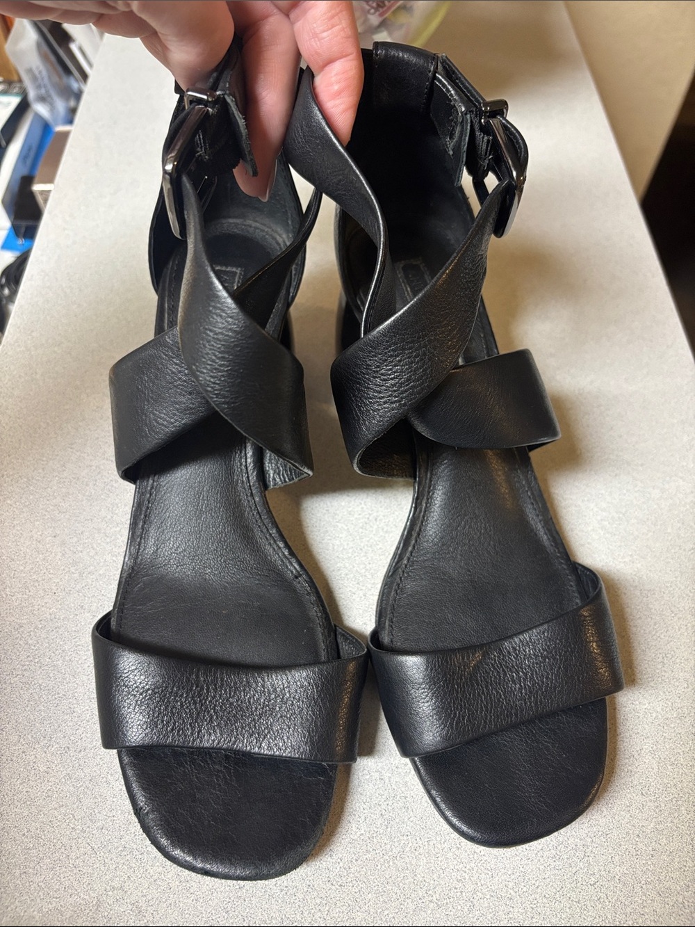 WOMENS ANTONIO MELANI luxury Black Leather Crisscross Strap Block heel size 8M